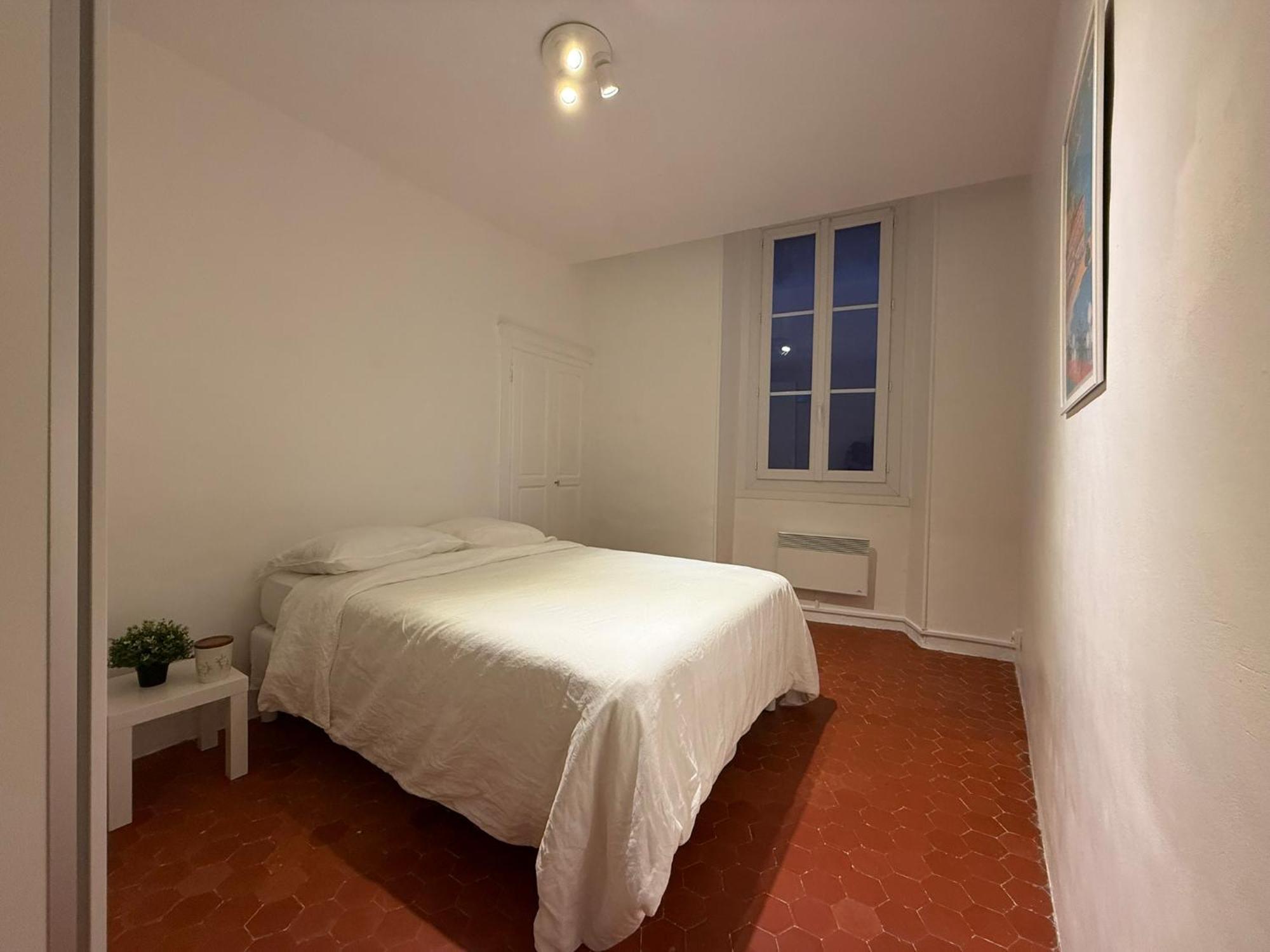 Appartement Sublime 4p Classe Dans Le Vieux-nice *